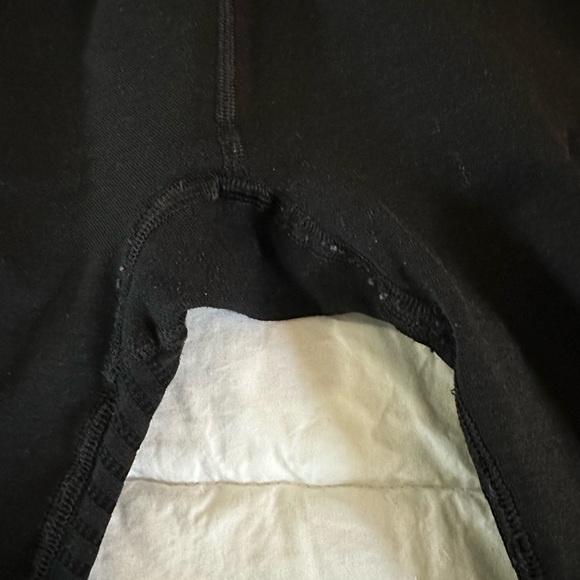 LOT OF ALPHALETE LEGGINGS - Picture 6 of 8